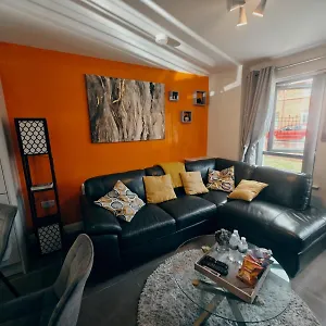 2 Bedroom Luxurious Modern Belfast